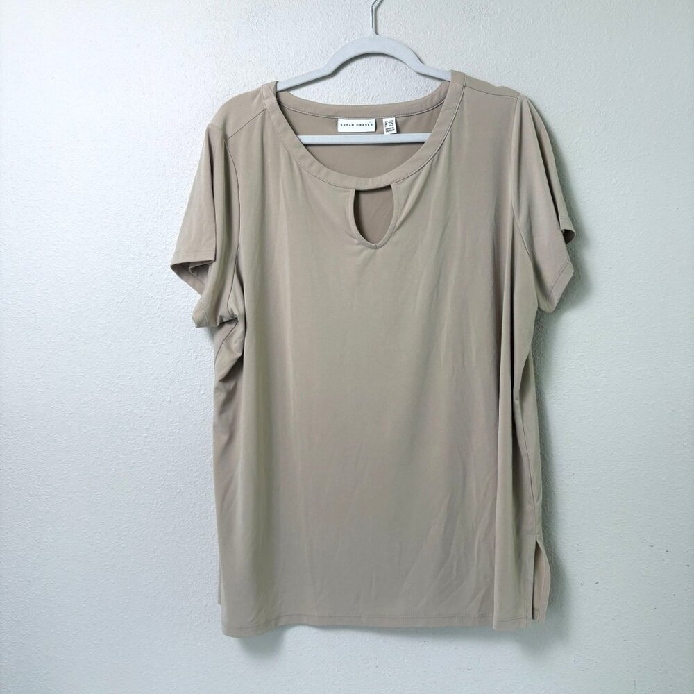 Susan Graver Liquid Knit Top Womens Petite 2X 2XP Tan Keyhole Short Sleeve